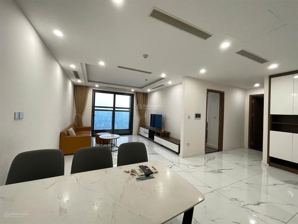 Chính chủ cần bán gấp căn hộ 2n + 1 dt 113m2 tại sunshine center