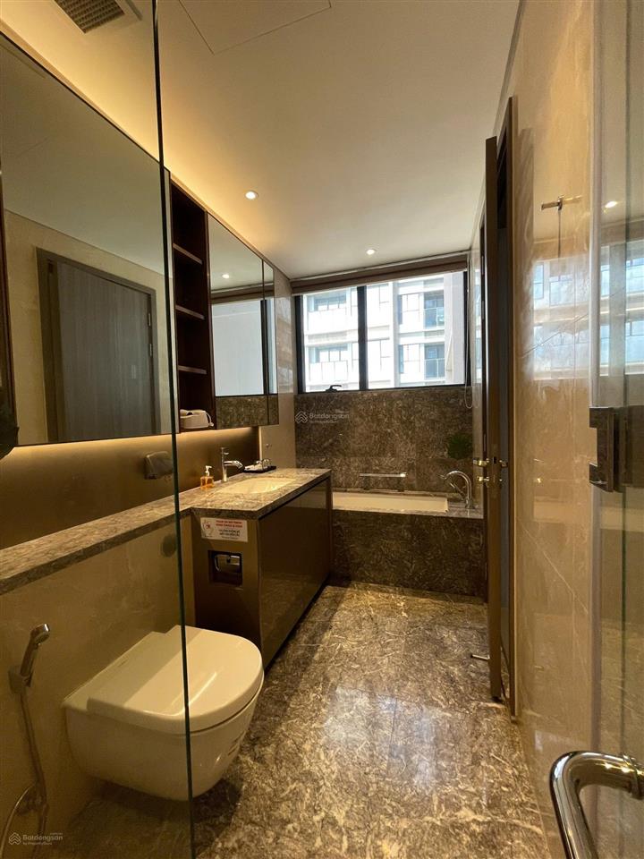 Căn hộ 3 pngủ rẻ nhất quận 1  the marq