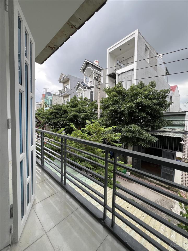 Cho thuê nhà nguyên căn 3pn gần cc ricca  6,5 tr/tháng ở ngay