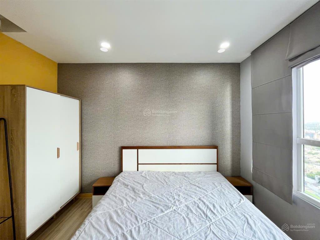 Hot! cho thuê gấp căn hộ 2 phòng ngủ vista verde thạnh mỹ lợi, quận 2, ntcb giá rẻ 18tr view thoáng
