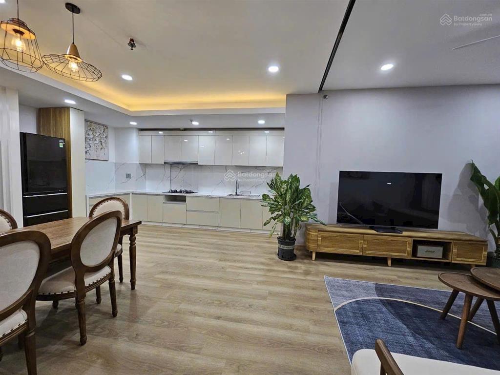 Hot! bán gấp căn hộ 2 phòng ngủ tropic garden thảo điền quận 2 giá ngộp rẻ 7 tỷ sổ sẵn view thoáng