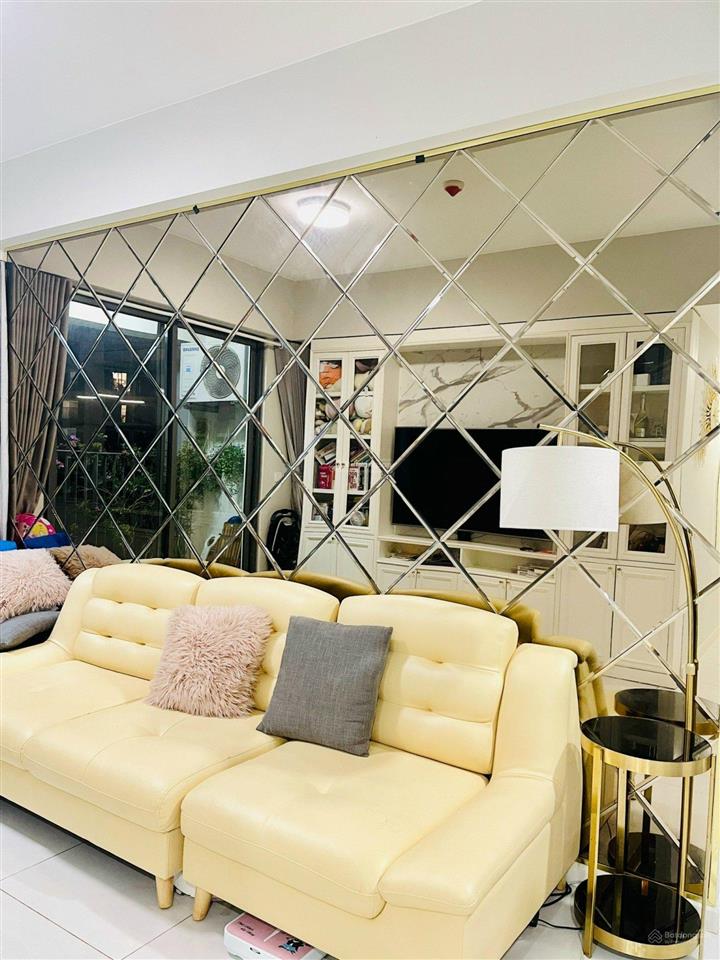 Bán gấp căn hộ 2 phòng ngủ masteri an phú thảo điền quận 2 full view thoáng sổ giá hời 6,8 tỷ