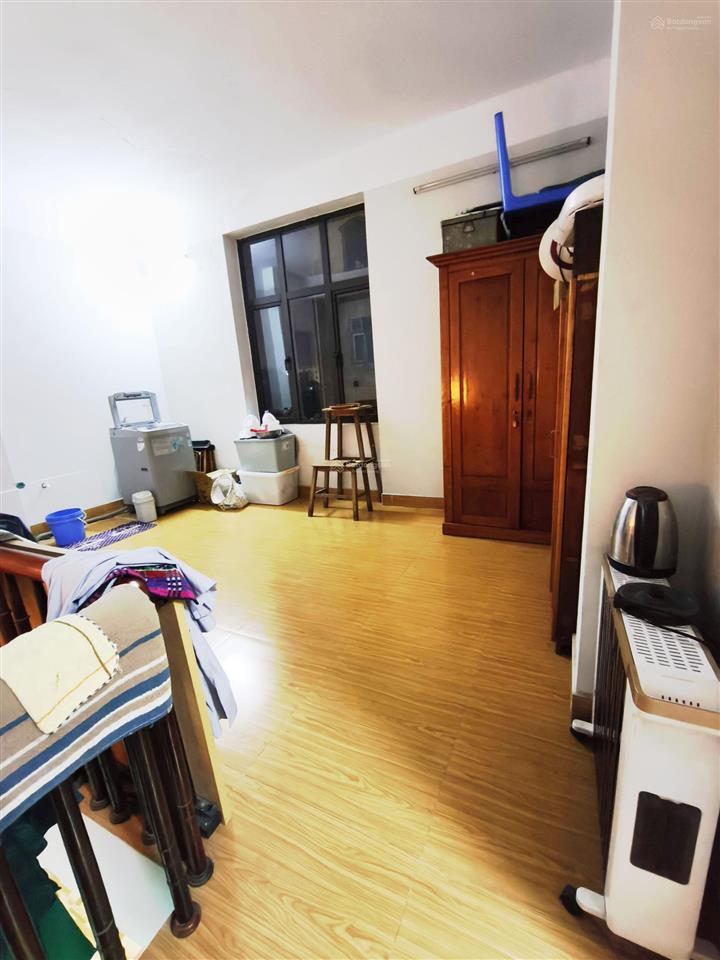 Bán nhà cổ nhuế, khu phân lô đại học mỏ, 2 mặt ngõ ô tô thông, nhà dân 42m chỉ hơn 9 tỷ.