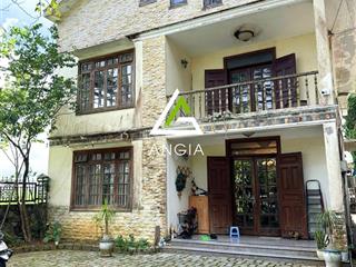 Bán biệt thự 3/4 trung tâm thành phố đà lạt, view thông cực đẹp