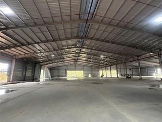 Cho thuê xưởng khuôn viên đất 9000m2. nhà xưởng 5000m2. đầy đủ giấy tờ. gần cổng xanh, phú giáo, bd