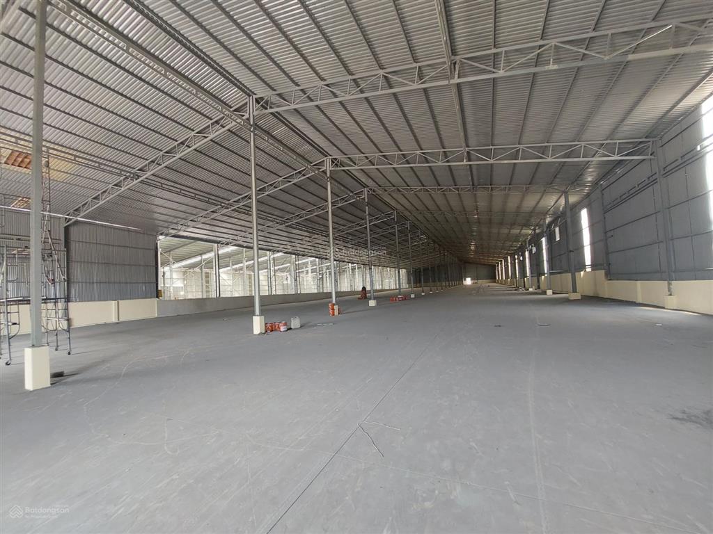 Cho thuê kho xưởng 3800m2, gần khu công nghiệp long thành đồng nai, đầy đủ giấy phép, giá 55k/m2