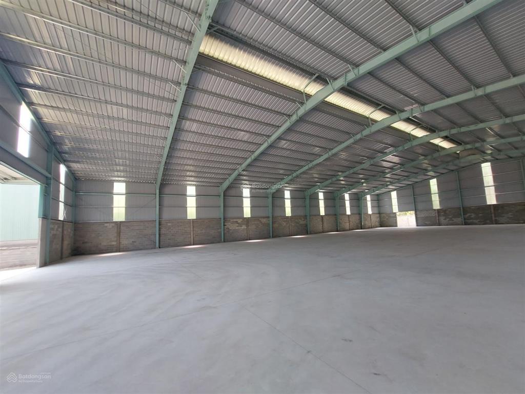Cho thuê kho xưởng tổng khuôn viên 4000m2 pccc, giấy tờ đầy đủ gần khu cn mỷ xuân b, phú mỹ bà rịa