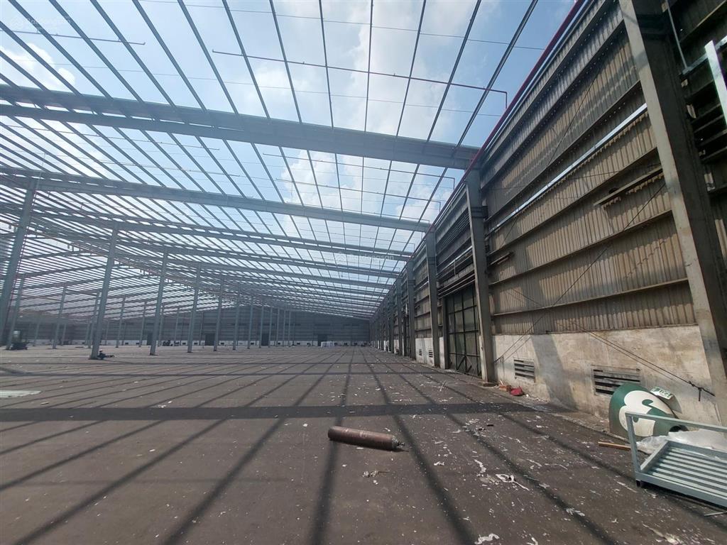 Cho thuê kho vận 18.000m2. đầy đủ pháp lý, có xuất vat. cụm khu công nghiệp thuận an, bình dương