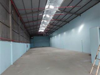 Cho thuê xưởng tổng diện tích 750m². pccc tự động, đường xe công, tân uyên, bình dương