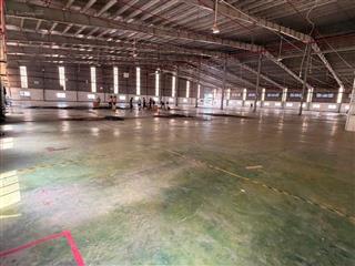 Cho thuê xưởng khuôn viên 5800m2, đầy đủ giấy phép. trong khu công nghiệp tân uyên, bình dương, hcm