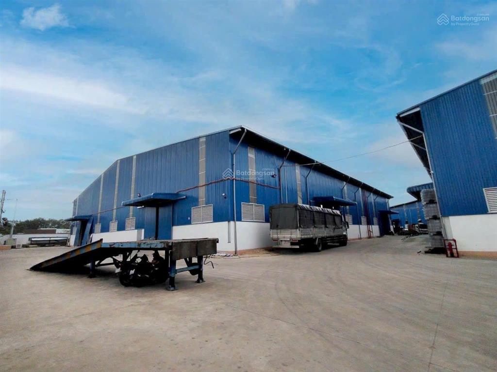 Cho thuê kho xưởng 6.000m2. trong khu công nghiệp bình dương. đầy đủ giấy tờ. giá 76 ngàn/m2/th