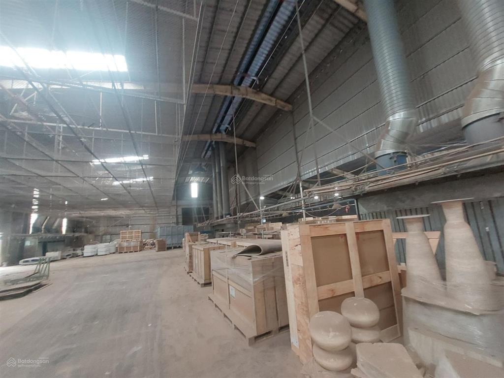 Cho thuê xưởng 2500m2, có sẵn hệ thống chuyền sơn gỗ, đầy đủ giấy tờ, tân hiệp, nam tân uyên, bd