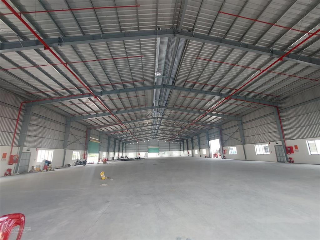 Cho thuê xưởng sản xuất mới xây 4400m2. cụm sx công nghiệp nam tân uyên, bình dương