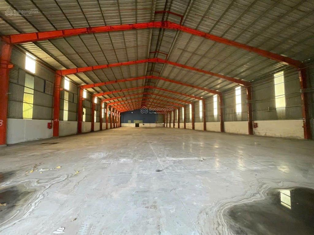 Cho thuê kho xưởng tổng dt 3000m2. pccc tự động, có sẵn vai cẩu trục. chánh phú hòa, bến cát, bd