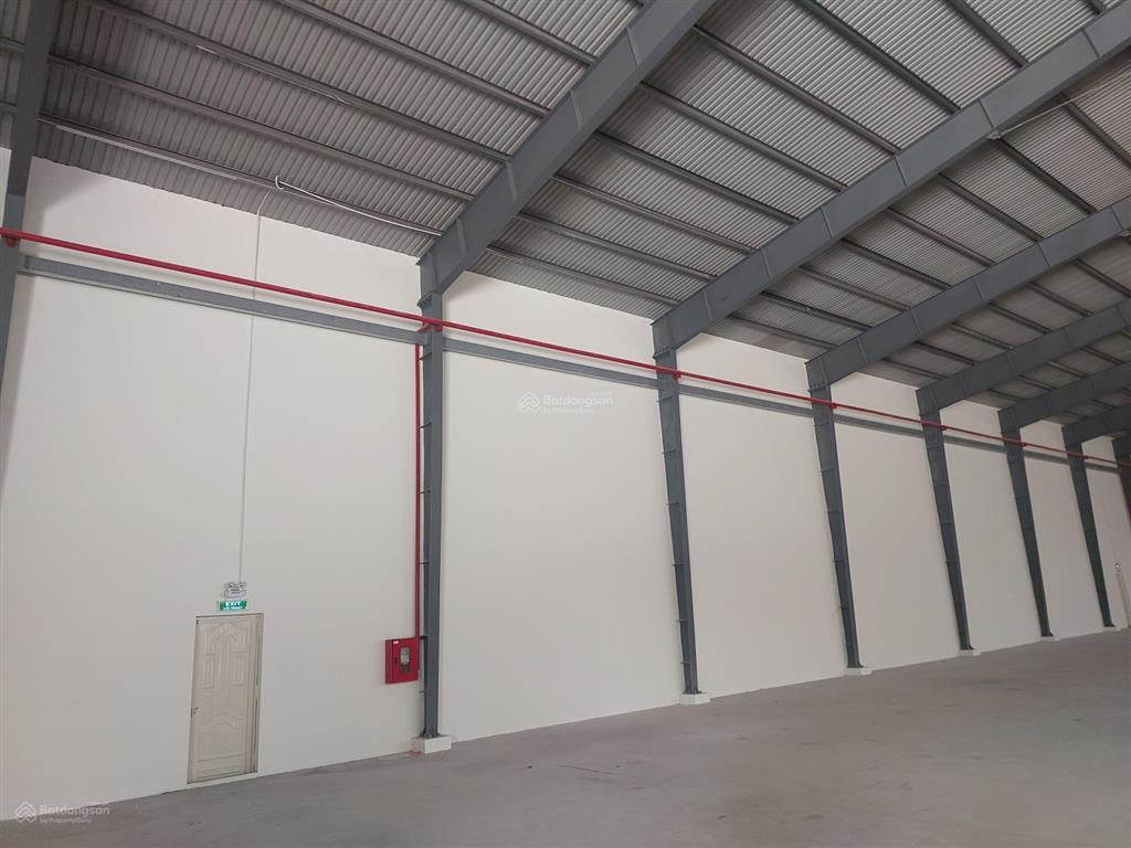 Cho thuê kho xưởng mới xây 3200m2.pccc vách tường.đường xe công.ngoài khu cn phú mỷ,bà rịa vũng tàu