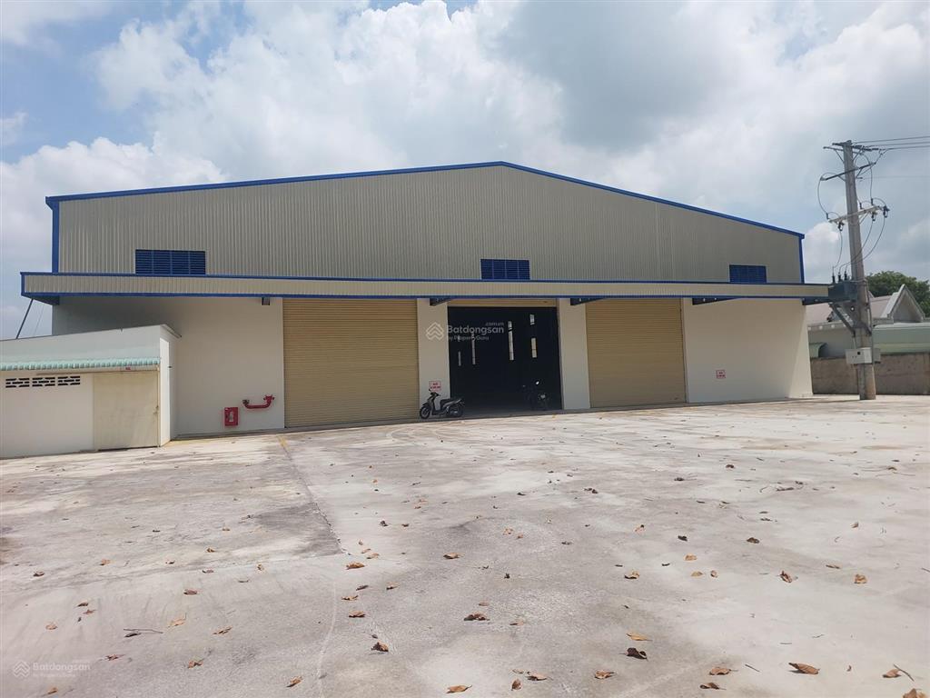 Cho thuê kho xưởng mới xây 3200m2.pccc vách tường.đường xe công.ngoài khu cn phú mỷ,bà rịa vũng tàu