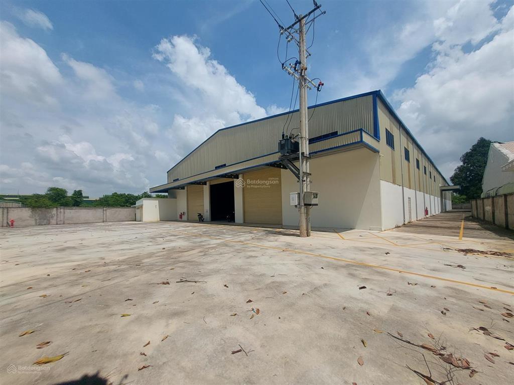 Cho thuê kho xưởng mới xây 3200m2.pccc vách tường.đường xe công.ngoài khu cn phú mỷ,bà rịa vũng tàu