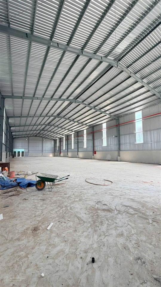 Cho thuê kho xưởng 1150m2. pccc vách tường, trạm điện 250kva. sx đa nghề, gần đường võ nguyên giáp
