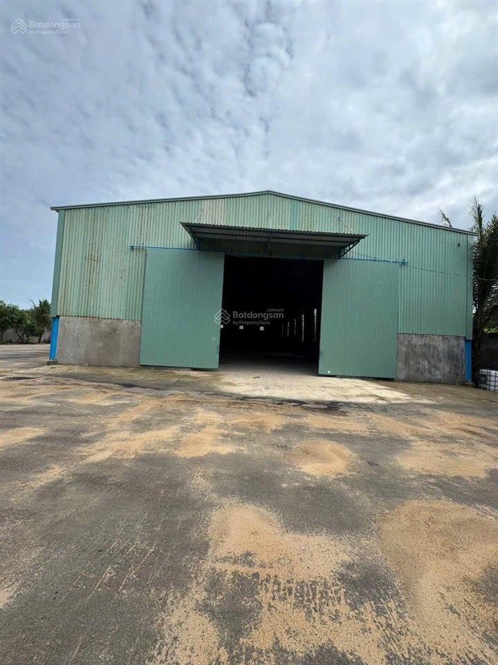 Cho thuê kho xưởng 1300m2 .đường xe công .sản xuất đa nghề ,gần ql 51 ,phước thái,long thành,đn