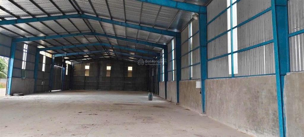 Cho thuê kho xưởng 1300m2 .đường xe công .sản xuất đa nghề ,gần ql 51 ,phước thái,long thành,đn