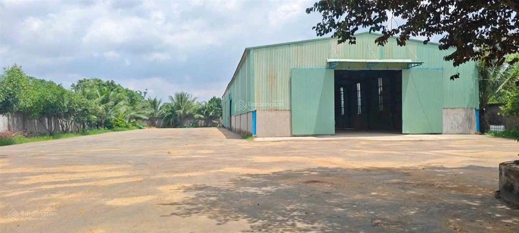 Cho thuê kho xưởng 1300m2 .đường xe công .sản xuất đa nghề ,gần ql 51 ,phước thái,long thành,đn
