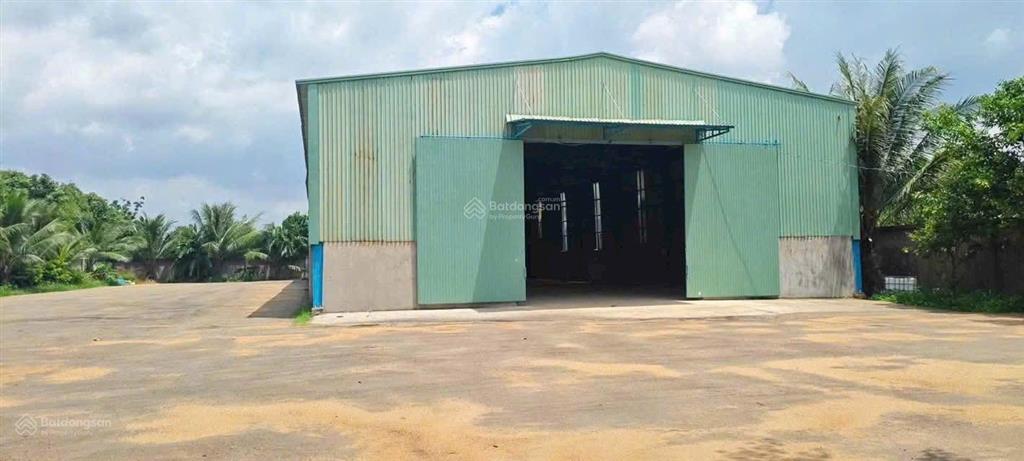 Cho thuê kho xưởng 1300m2 .đường xe công .sản xuất đa nghề ,gần ql 51 ,phước thái,long thành,đn