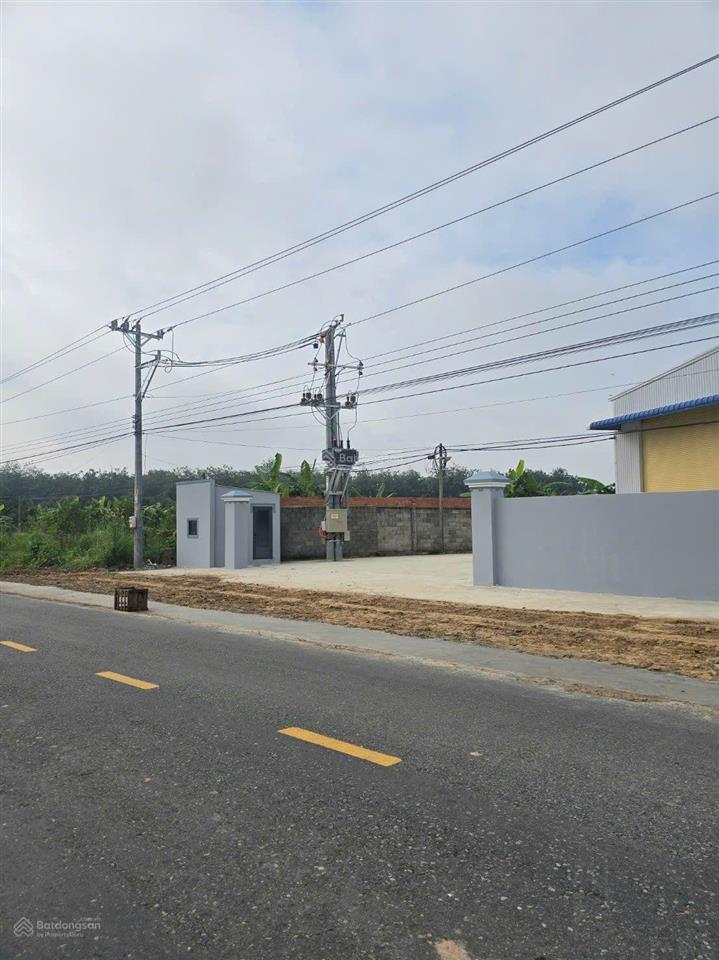 Cho thuê kho xưởng mới xây 2500m2. đầy đủ giấy tờ. sx đa nghề. an lập, dầu tiếng, giáp ranh bến cát
