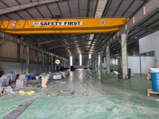 Cho thuê xưởng 2500m2. có sẵn cẩu trục 10 tấn, phù hợp sản xuất gia công cơ khí. vĩnh tân, tân uyên