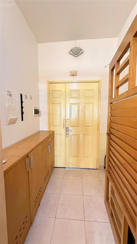 Cho thuê căn hộ 2pn, 85m2 giá cực chất đẹp tại 17 chung cư thế hệ mới, q. 1, hcm