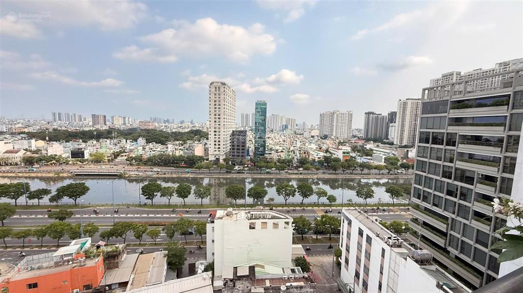 Cho thuê căn hộ 2pn, 85m2 giá cực chất đẹp tại 17 chung cư thế hệ mới, q. 1, hcm
