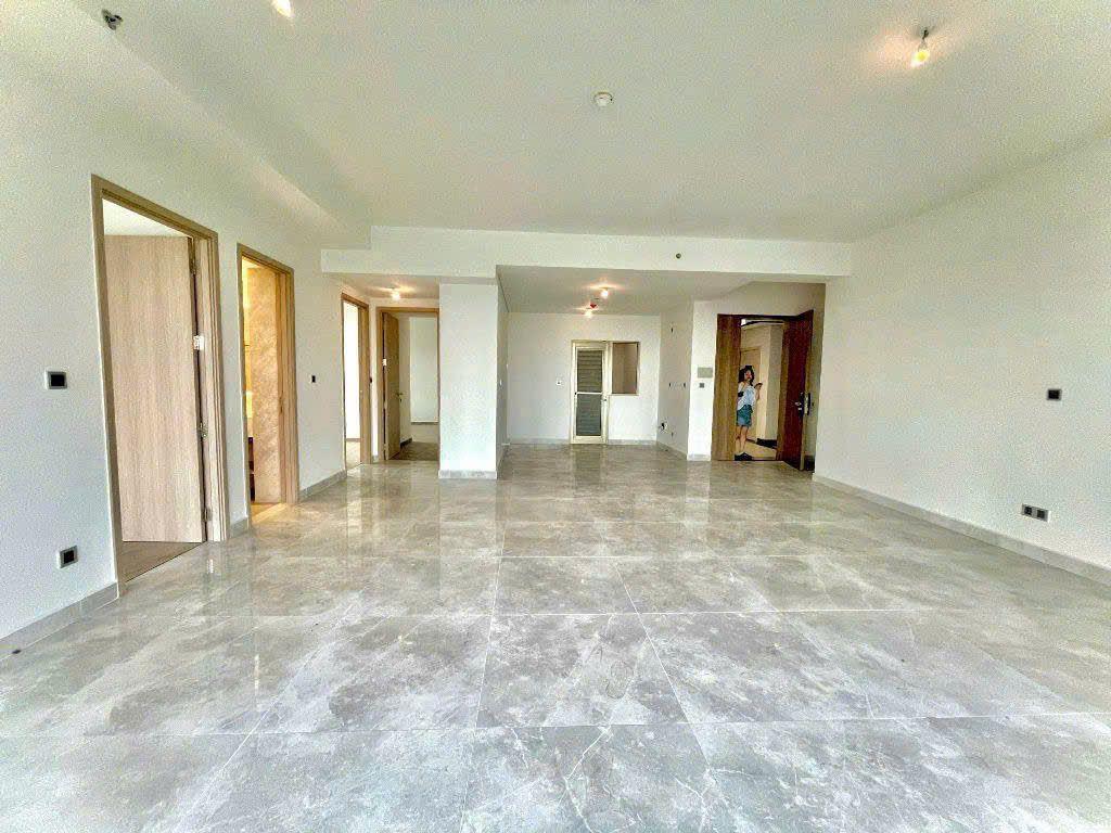 Hàng hiếm! Bán căn hộ 3PN dự án midtown M8, 129m2, view Đông Nam, HTCB, giá 18.5 tỷ