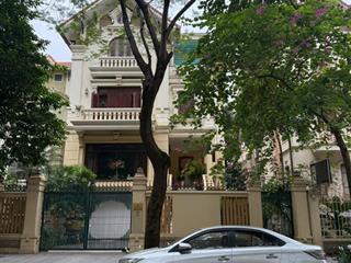 Biệt thự đơn lập vip bán đảo linh đàm hiếm nhà bán