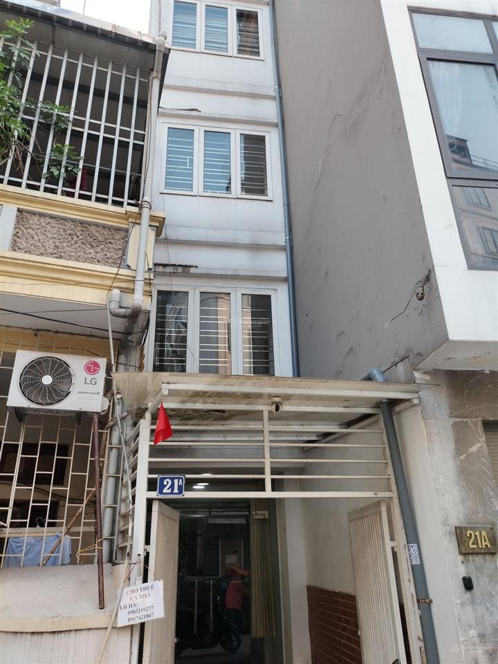 Cho thuê nhà nguyên căn 5 tầng 1 tum, sân rộng ngay ngõ 387 vũ tông phan