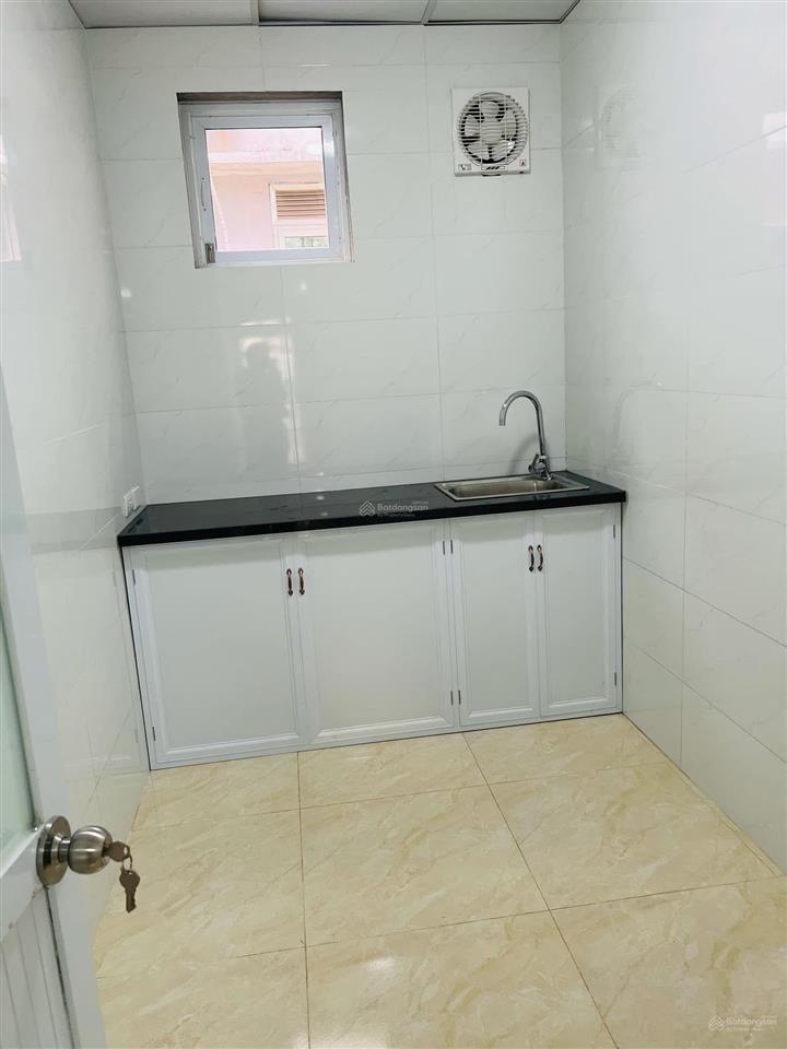 Cho thuê nhà riêng 2 tầng tại 42 ktt tàu thuỷ 10 huỳnh thúc kháng kéo dài (ngõ 84 chùa láng cũ)