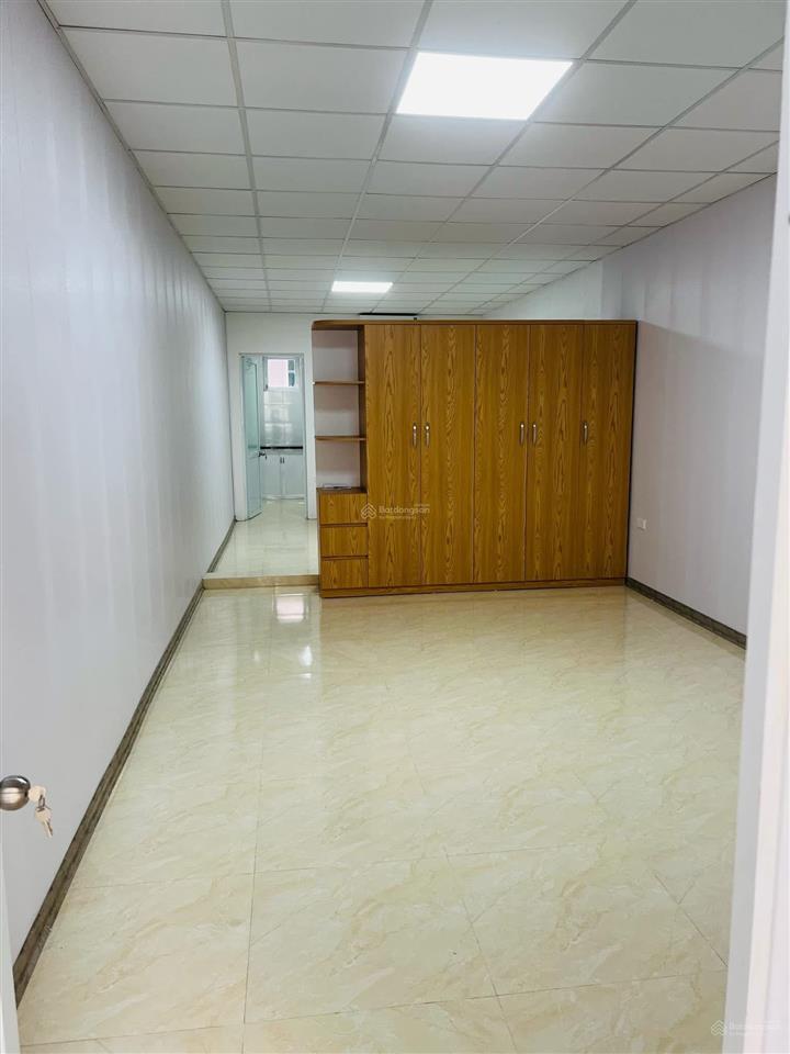Cho thuê nhà riêng 2 tầng tại 42 ktt tàu thuỷ 10 huỳnh thúc kháng kéo dài (ngõ 84 chùa láng cũ)