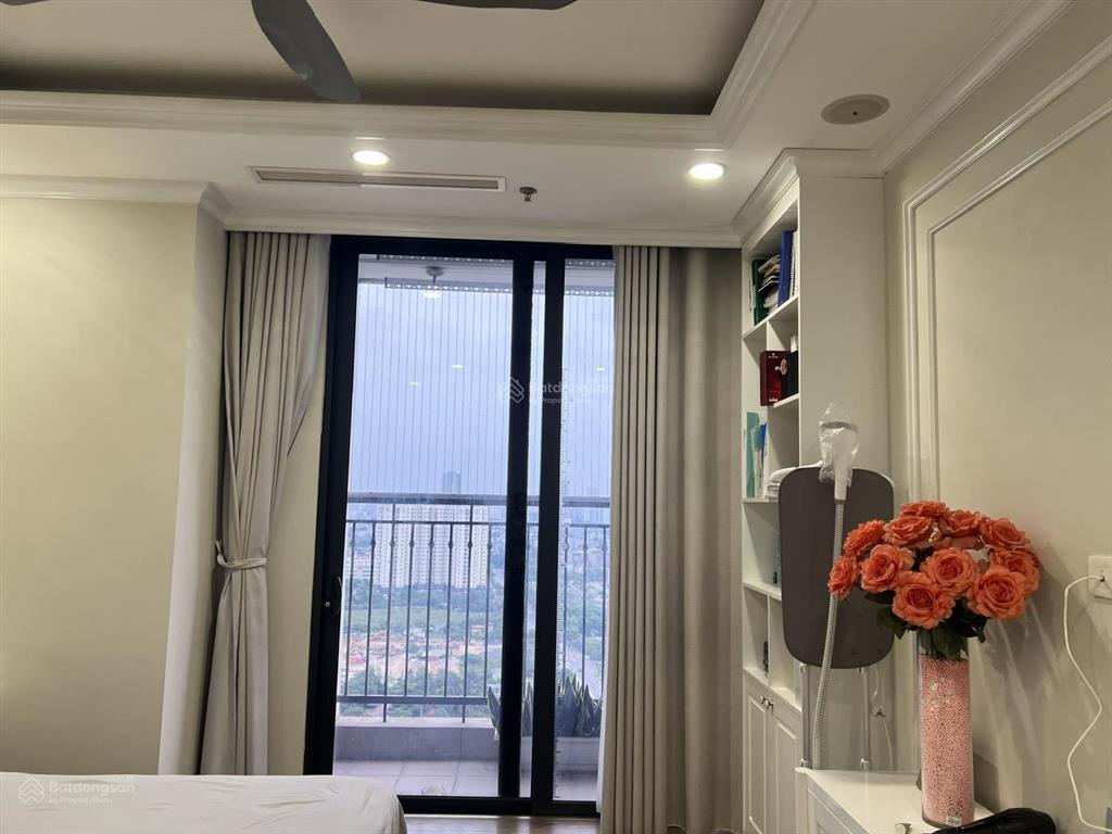 Tôi chính chủ cần bán căn đập thông tòa g1, 126m2, 3pn, 2vs, giá 17,2 tỷ