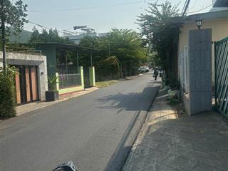 Giá tốt  bán nhà xưởng 554m2 đường hoàng văn thái nối dài (bà nà  suối mơ) đi vào  thôn đại la