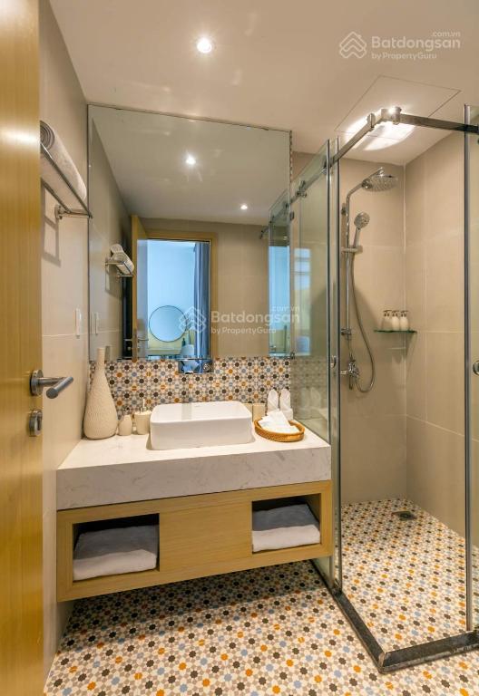Chuyển nhượng villas 240m2 đường đỗ thế chấp  gần biển  khu du lịch đông đúc (kproperty)