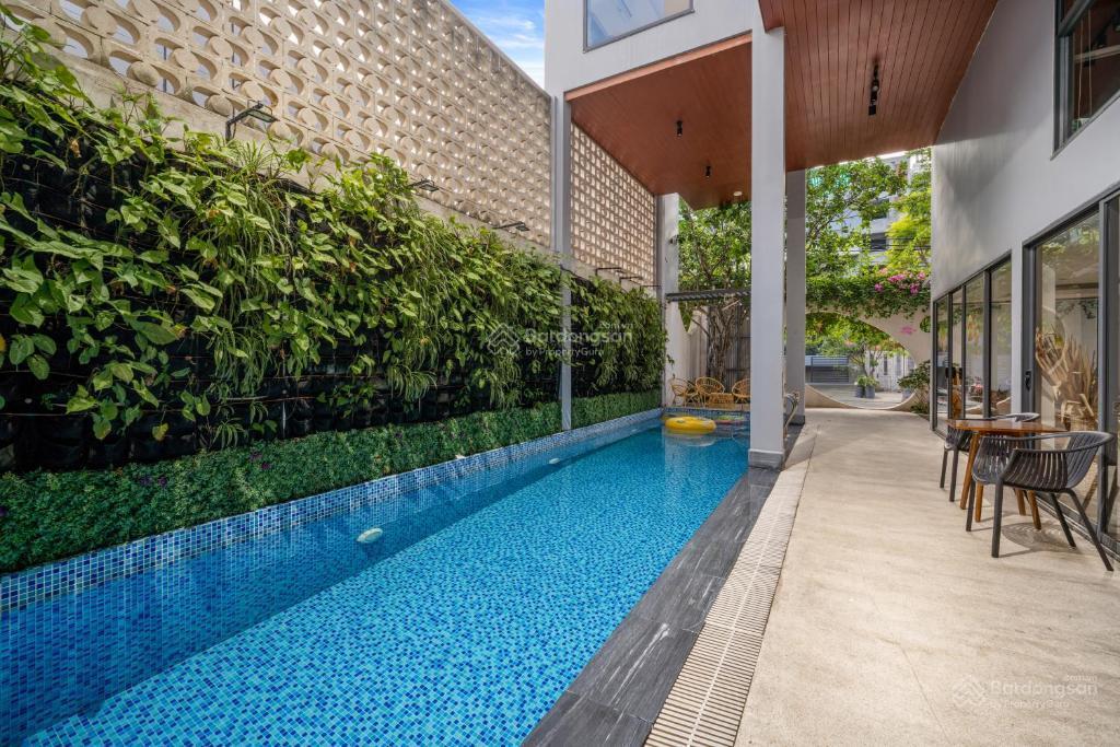 Chuyển nhượng villas 240m2 đường đỗ thế chấp  gần biển  khu du lịch đông đúc (kproperty)
