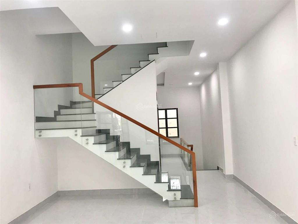 Cho thuê nhà nguyên căn cityland p10 gò vấp.  0986 260 ***