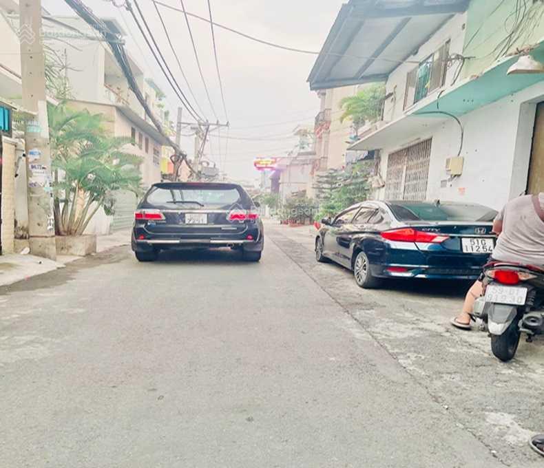 Bán nhà hxt hạ 2 tỷ, trịnh đình trọng, phú trung, tân phú, 200m2, ngang 8m