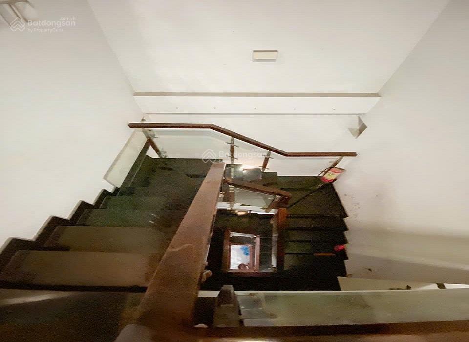 Bán nhà hxh gò dầu, tân quý, tân phú, 90m2, 4 tầng, chỉ sau căn mặt tiền