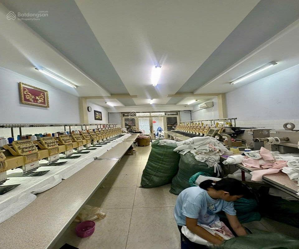 Bán nhà hxh lưu chí hiếu, tây thạnh, tp hcm, 72m2, 4 rầng, ngang 5m, còn mối đẹp