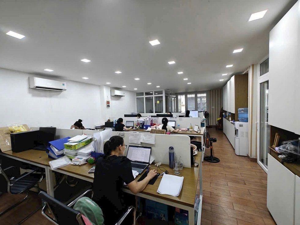 Bán nhà HXH khu K300, P. Bảy Hiền, TP HCM, 136m2, 3 tầng, ngang 8.6m, đẹp như biệt thự