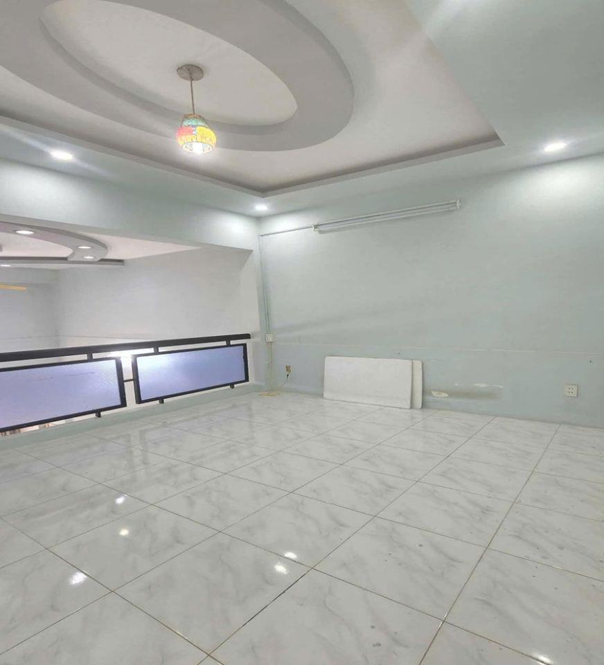 Bán nhà HXH đường số 8, Bình Hưng Hòa A, Bình Tân cũ, 55m2, 2 tầng, chỉ nhỉnh 4 đồng   