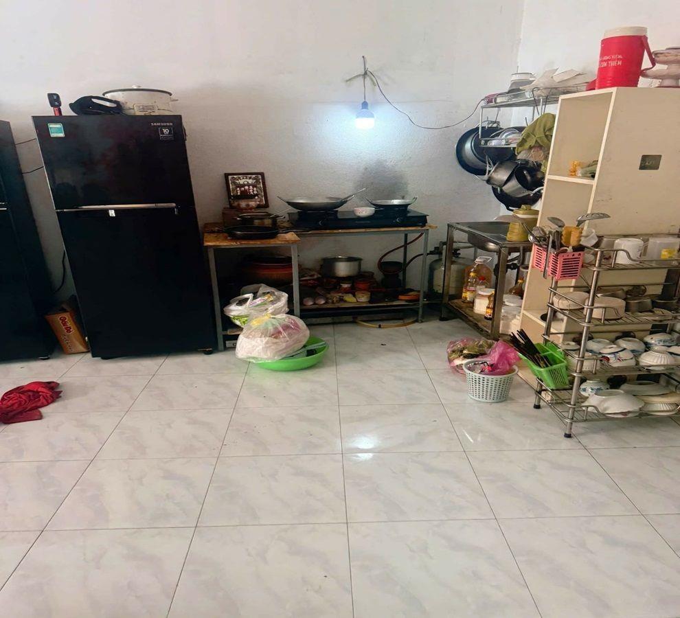 Bán nhà HXH đỗ của đường Bờ Sông, Tân Tạo A, Bình Tân cũ, 72m2, 2 tầng, ngang 7m, giá rẻ