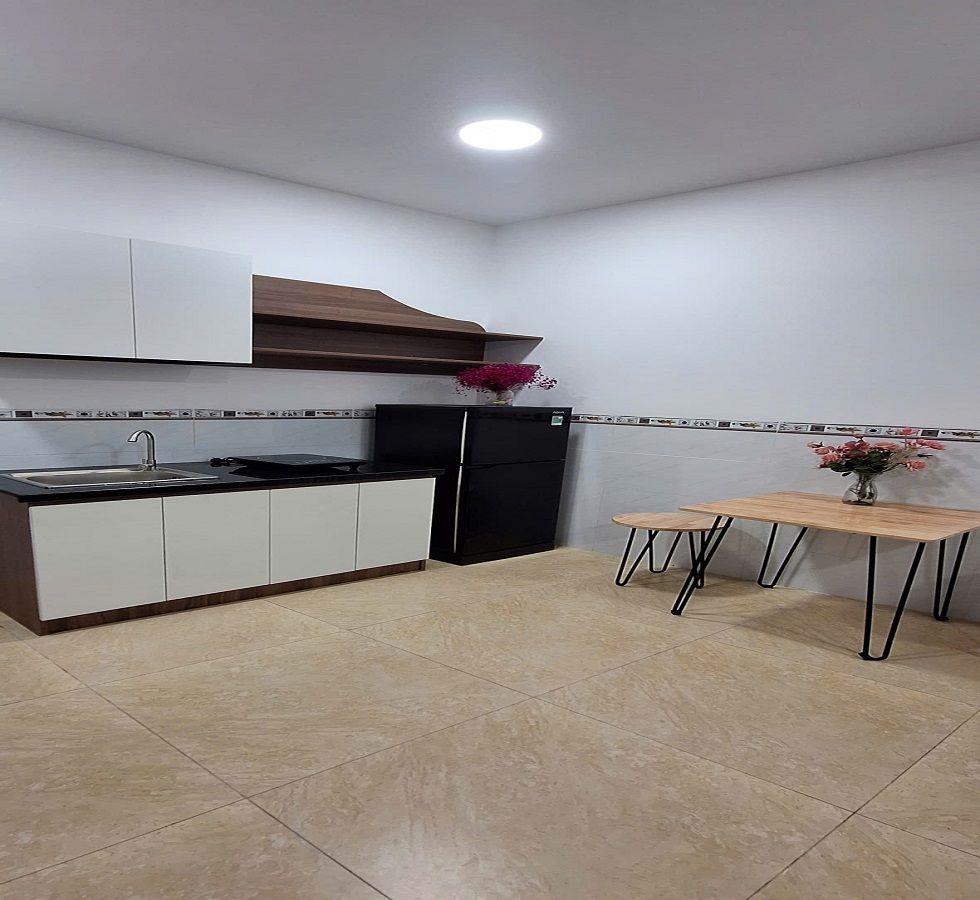 Bán CHDV HXH 2 mặt hẻm, Phạm Văn Bạch, P. Tân Sơn, TP HCM, 95m2, 6 tầng, thang máy 