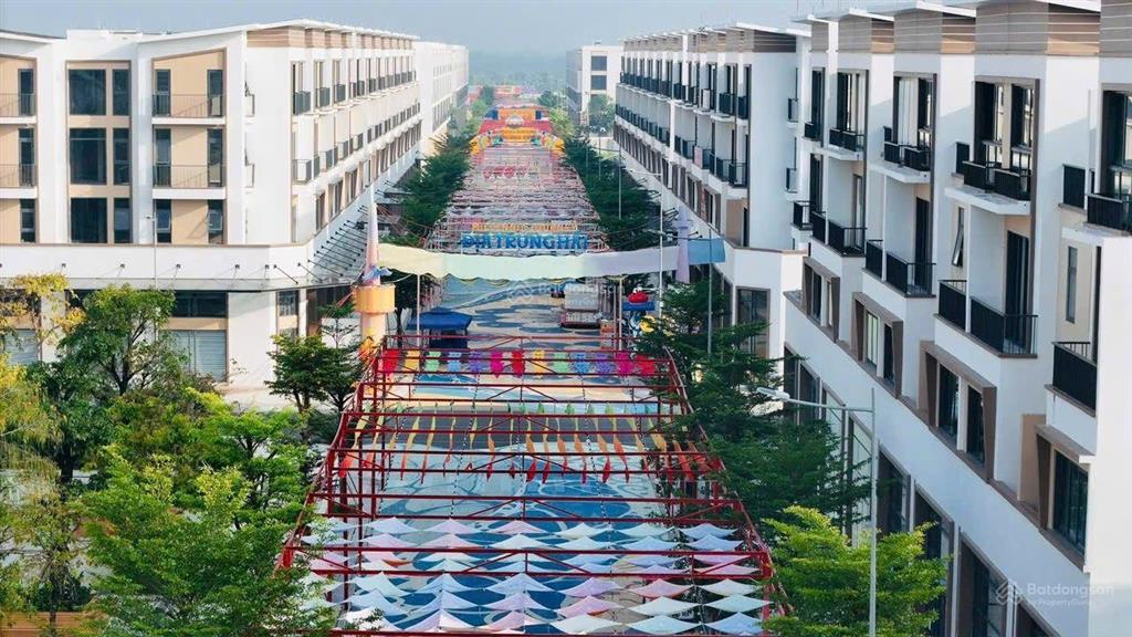 Bán shophouse t&t millennia city long hậu