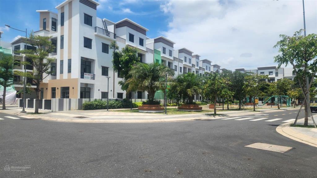 Cho thuê nhà phố t&t millennia city long hậu, nhà mới. giá 15tr