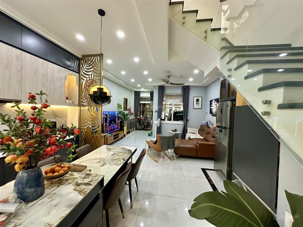 Tìm chủ mới có "gu" cho căn nhà tâm huyết tại lovera park  không gian sống chuẩn đam mê